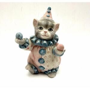 Vintage Schmid Kitty Cucumber Juggling Cat Figurine